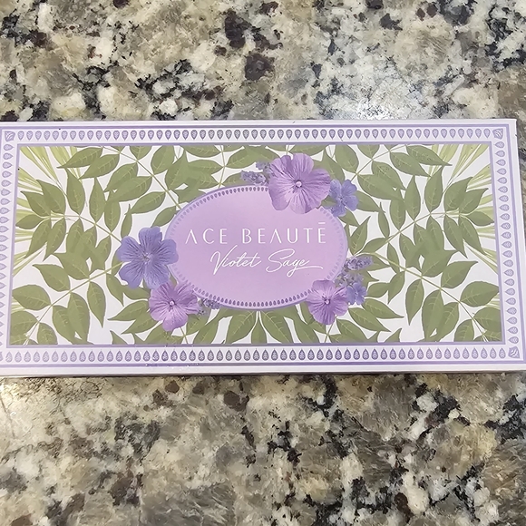 Ace Beatuē Violet Sage Palette - Picture 1 of 2
